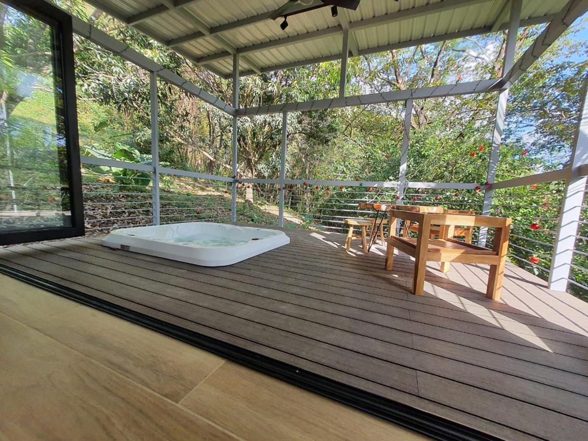 Nangu Lodge Sámara المظهر الخارجي الصورة
