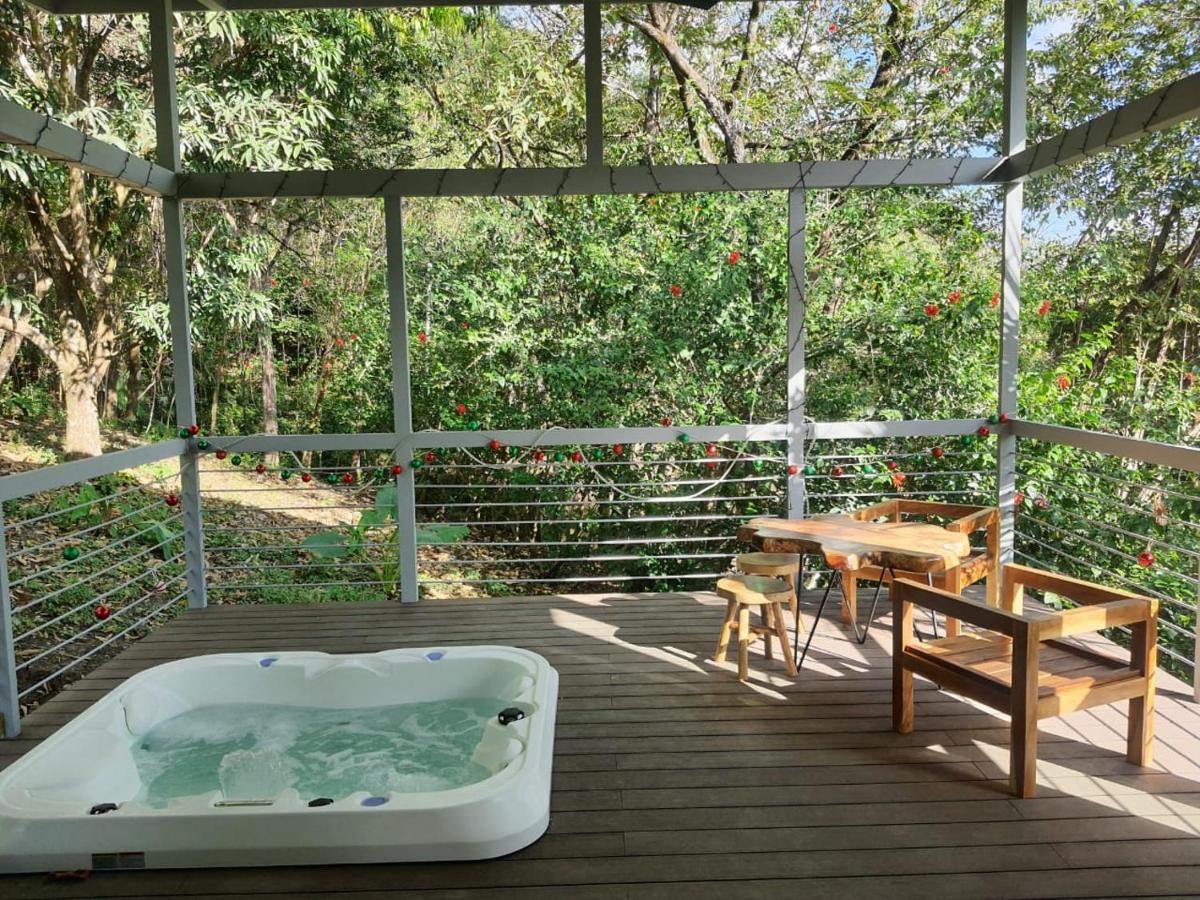 Nangu Lodge Sámara المظهر الخارجي الصورة